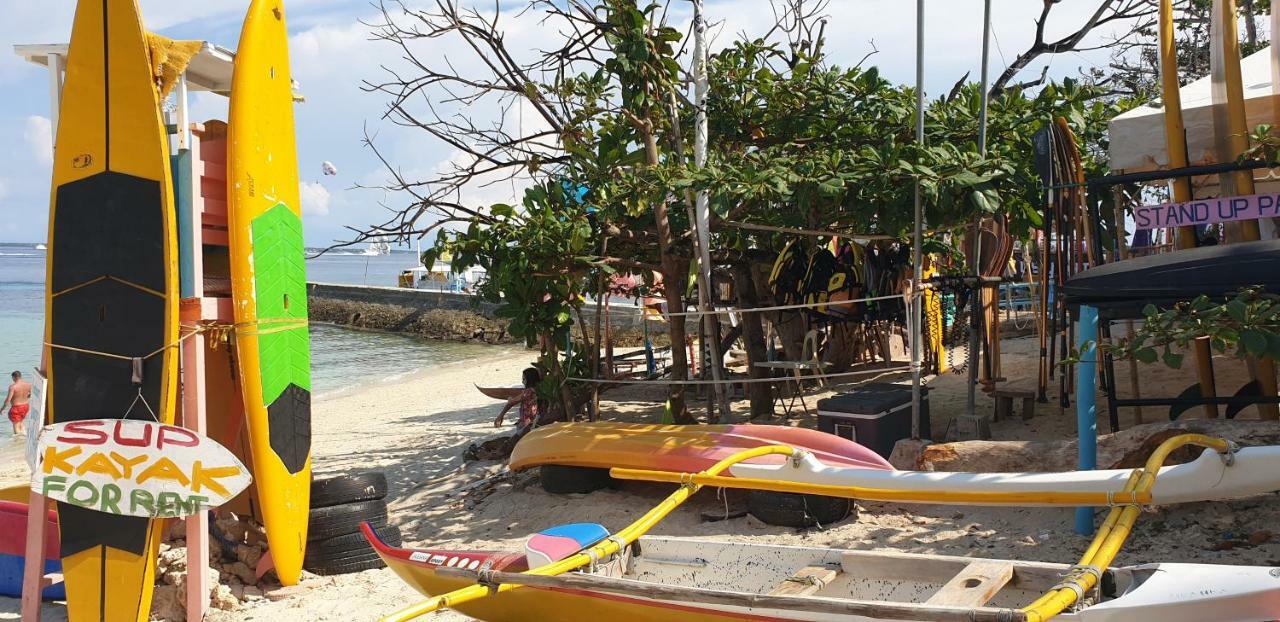 Mactan Newtown Condo With Garden And Ocean View 8Newtown Blvd Lapu-Lapu City Exteriör bild